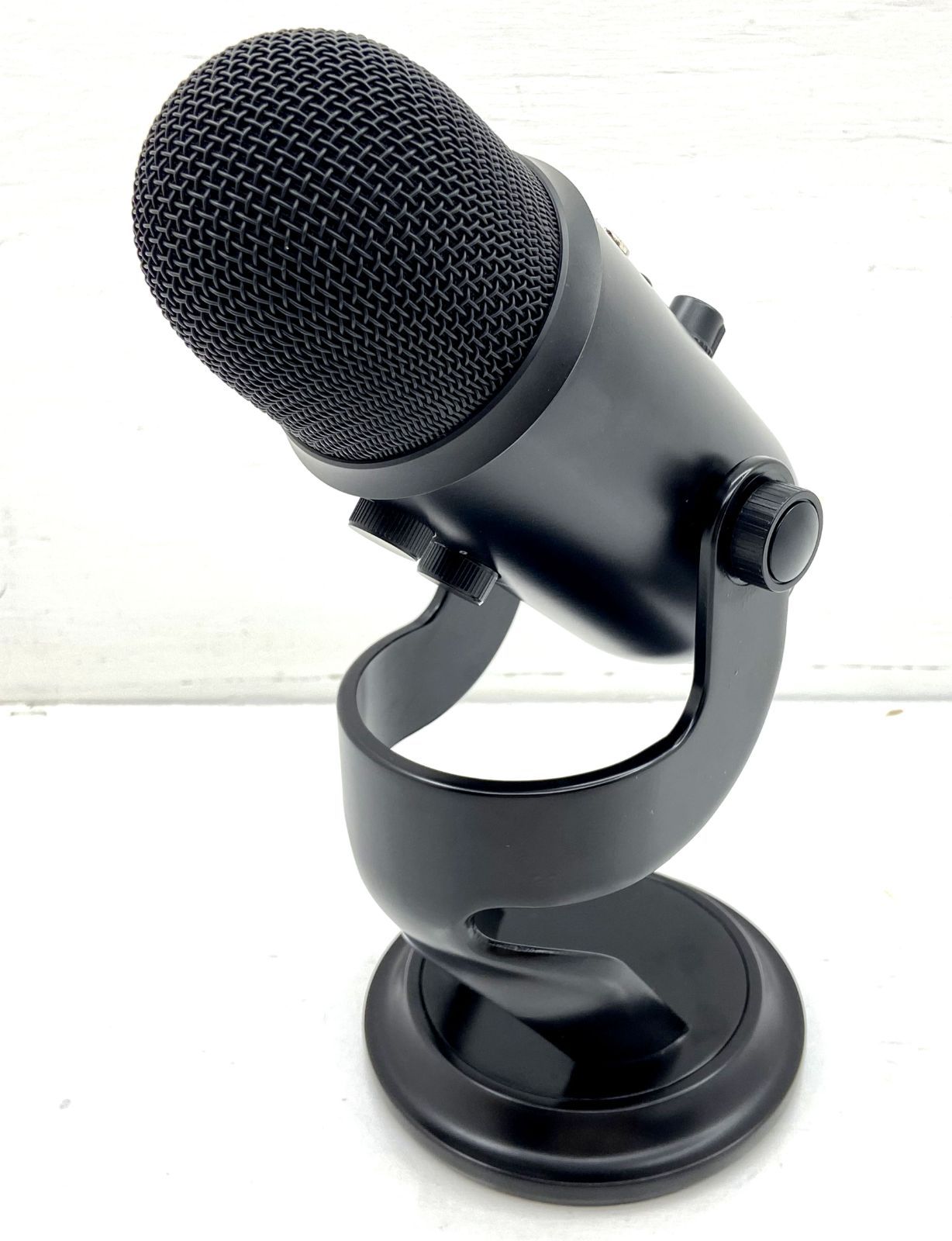 中古 Blue Yeti コンデンサーマイク BM400BT ブラック&ティール Amazon.co.jp: Logicool for Creators Blue Yeti BM400BT USB