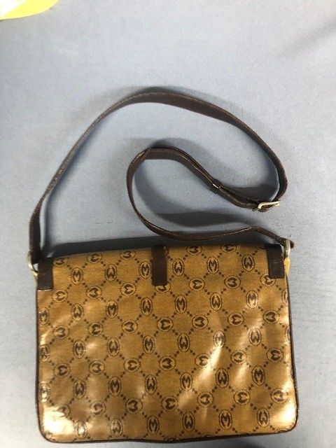 MORABITOモラビトレザーショルダーバッグダークグリーン斜め掛け可金具 