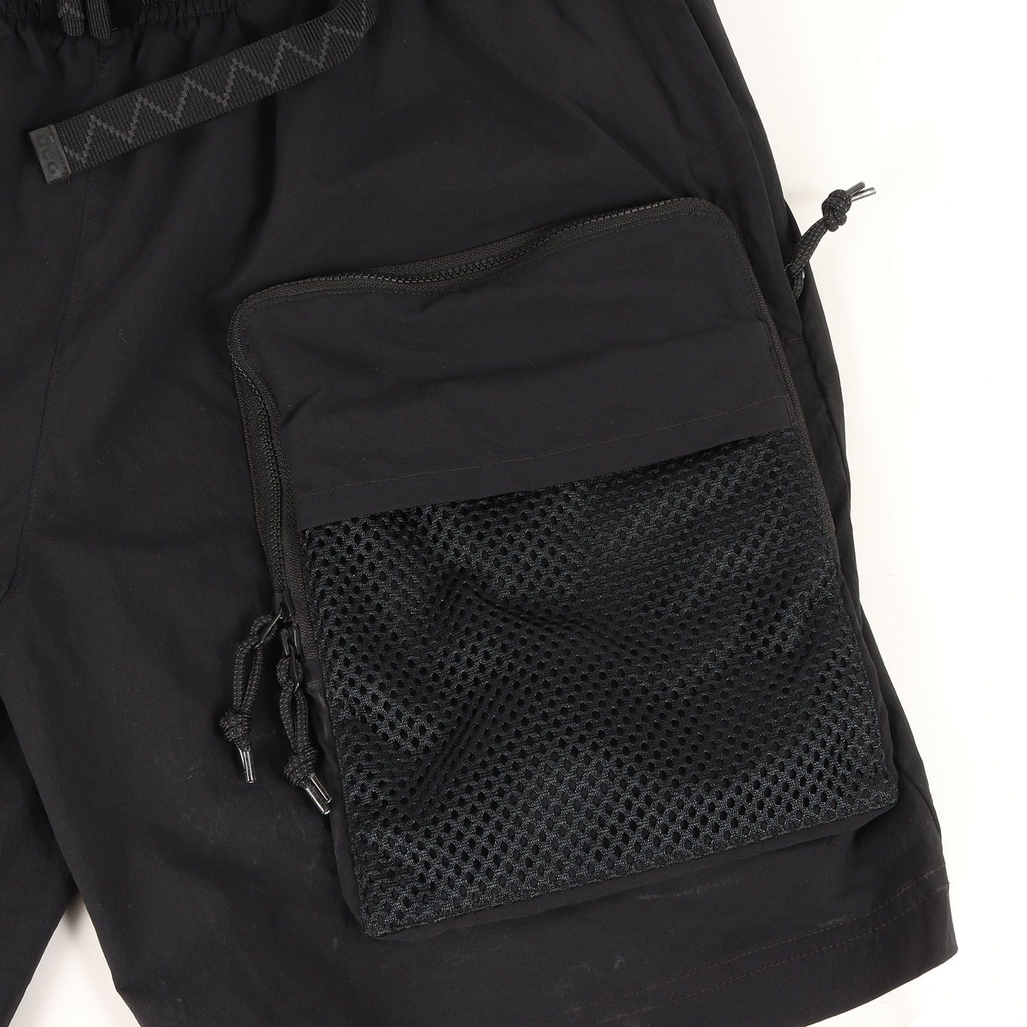 NIKE ブラック/黒 ナイロンパンツ 新品 NIKE ジョガーパンツ ナイロンパンツ ブラック XXL ナイキ