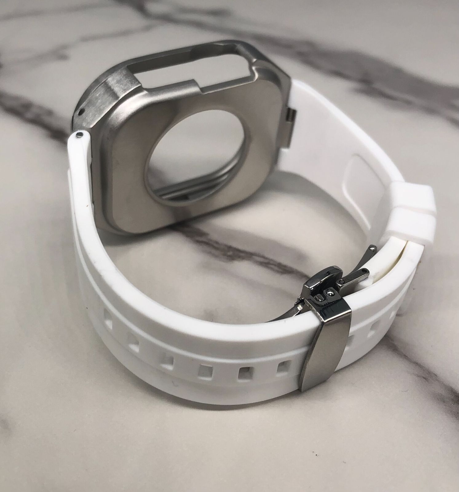 GimelZayin　ホワイト★アップルウォッチ ラバーベルト カバー　ステンレス ケース 49mm ウルトラ　ultra ultra2 スポーツ メンズ レディース Apple Watch バンド