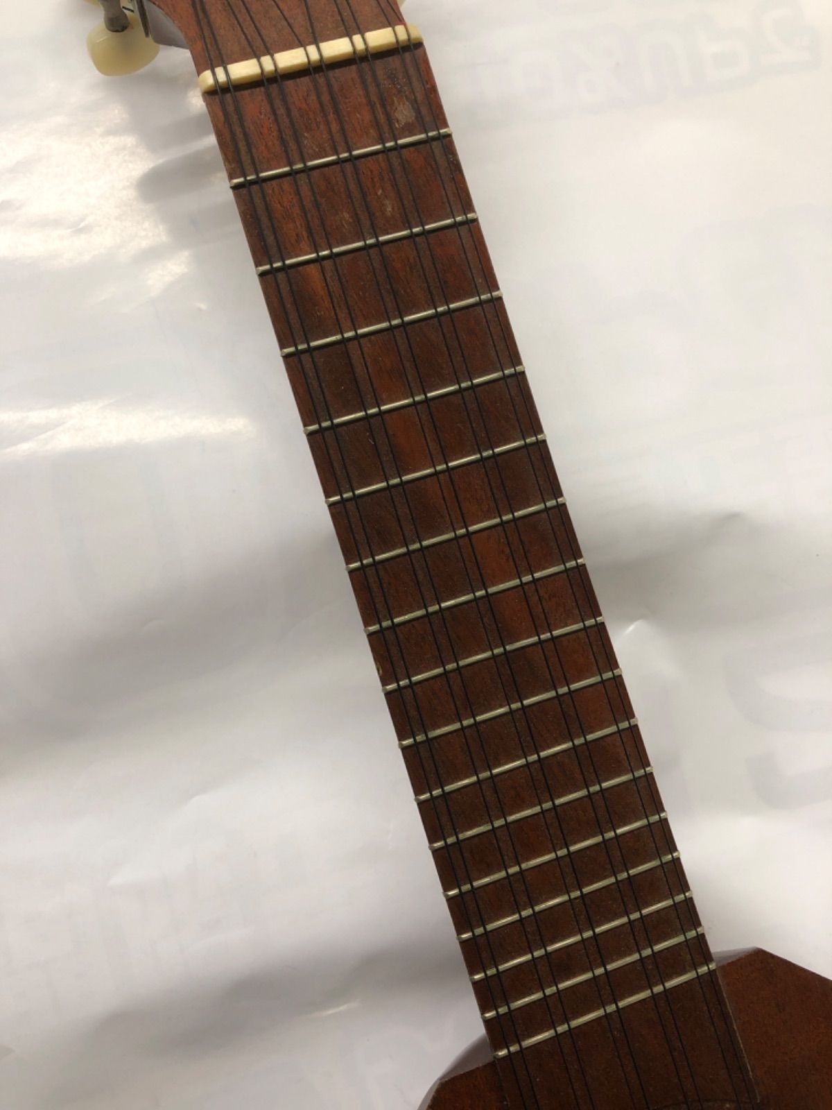 チャランゴ 民族楽器 2024 ケース付き 希少品】 チャランゴ 民族楽器