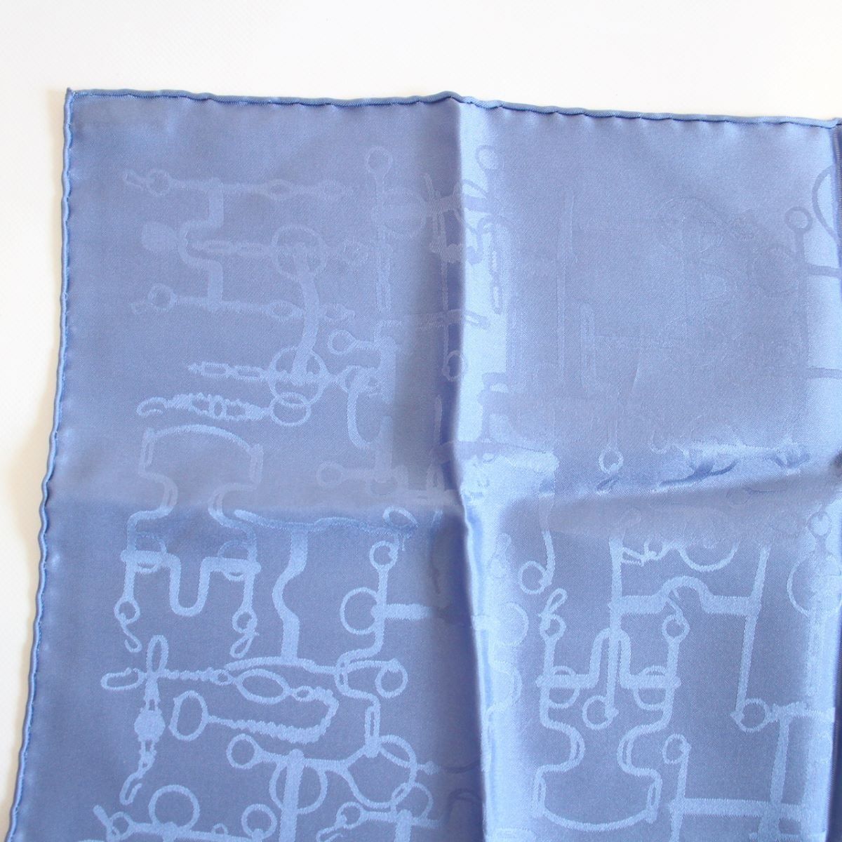 HERMES エルメス カレ 45 ガヴロッシュ スカーフ 馬具柄 シルク