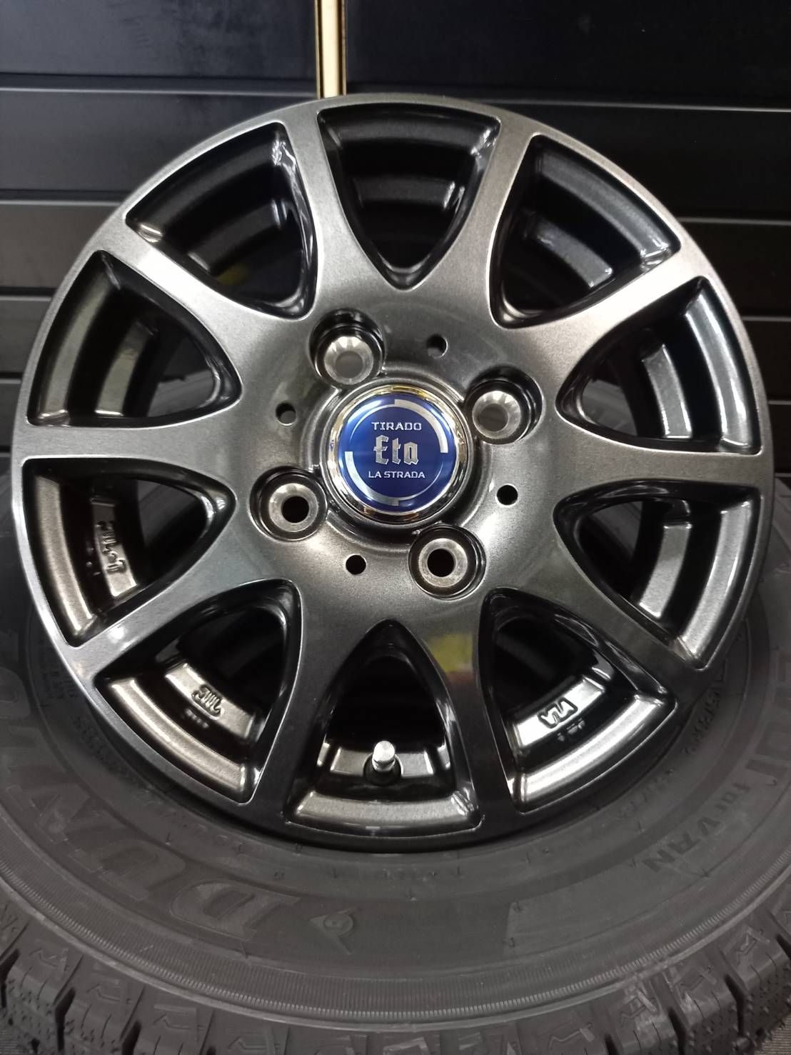 製 ダンロップ WINTER MAXX LV01 145 80R12 80 78 TIRADO ETA ● ハイゼット●アトレー●ピクシス●キャリー●エブリイ バン スタッドレスタイヤ アルミ 145R12 6PR 相当