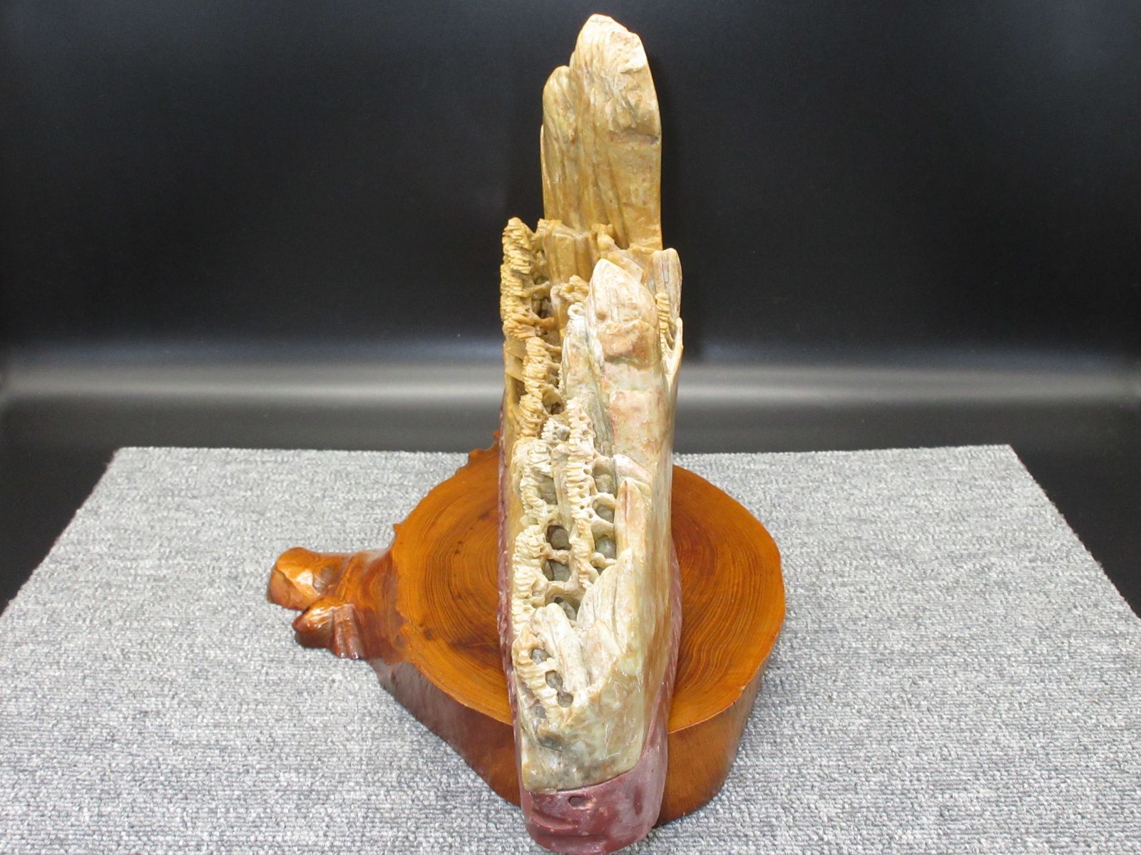 中国美術 蝋石山水楼閣彫刻 中国風景 置物 床飾 アンティーク - メルカリ