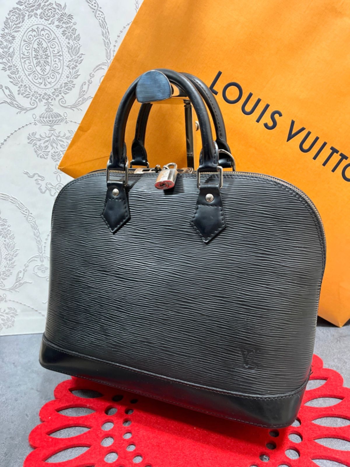 ◇◇ 極上美品 LOUIS VUITTON ルイヴィトン アルマ PM エピ M52142 ハンドバッグ 正規品 南京錠 ビトン 712 ◇◇ -  メルカリ