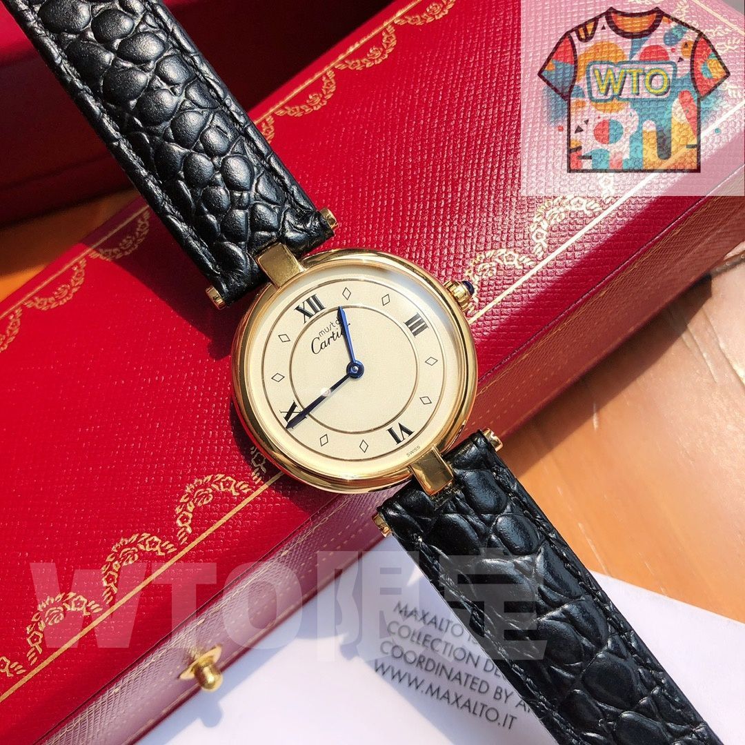 今日WTO】Cartier カルティエ 円盤型中古時計 サファイア製の