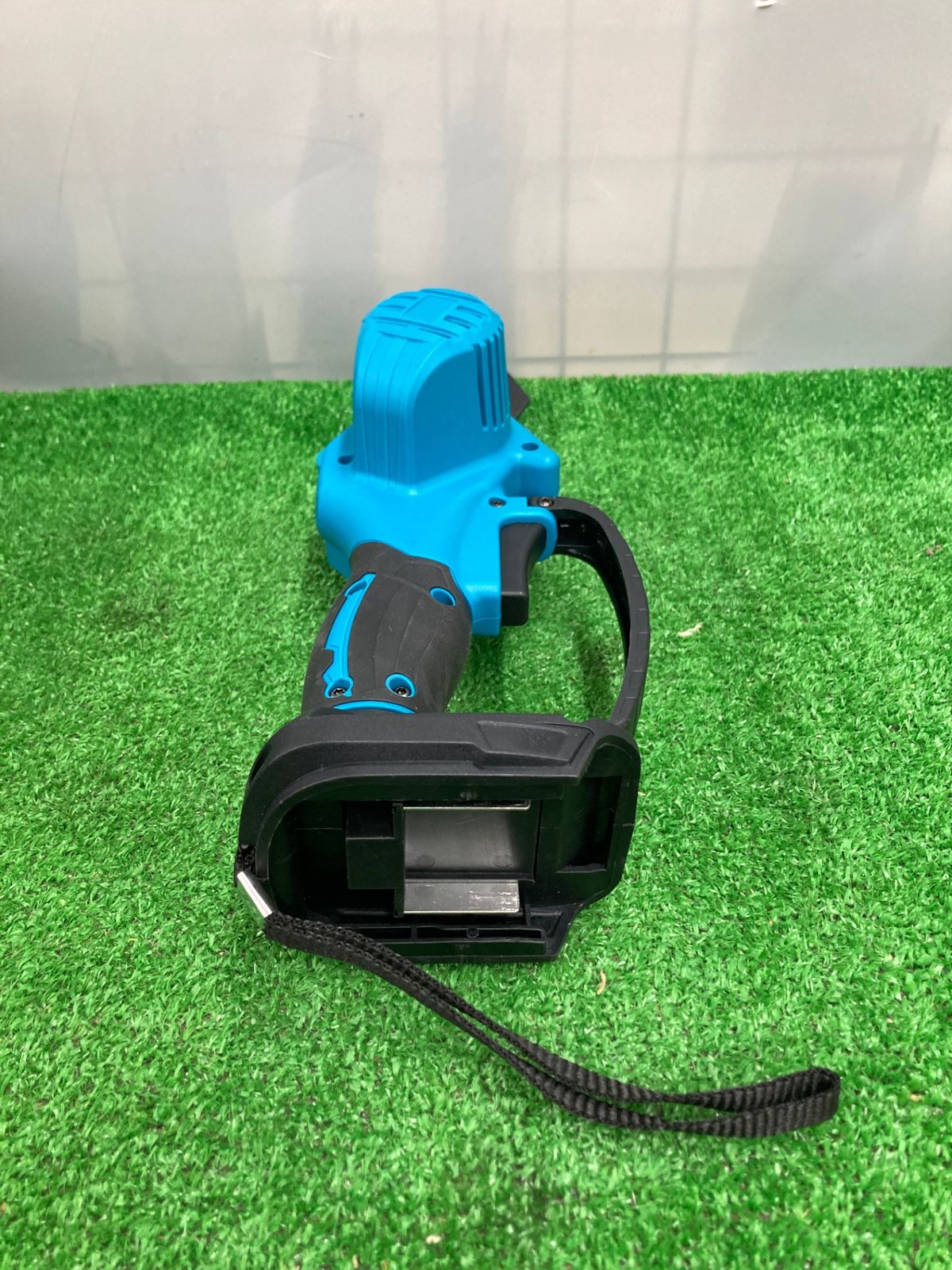 シントウリョウ TY-ZH169 充電式チェーンソー【野田愛宕店】【店頭取引限定】【中古】管理番号：IT312YGRUEVR 中古品】【0922】21V充電式ミニチェーンソー TY-ZH169 IT607SI7BU0K