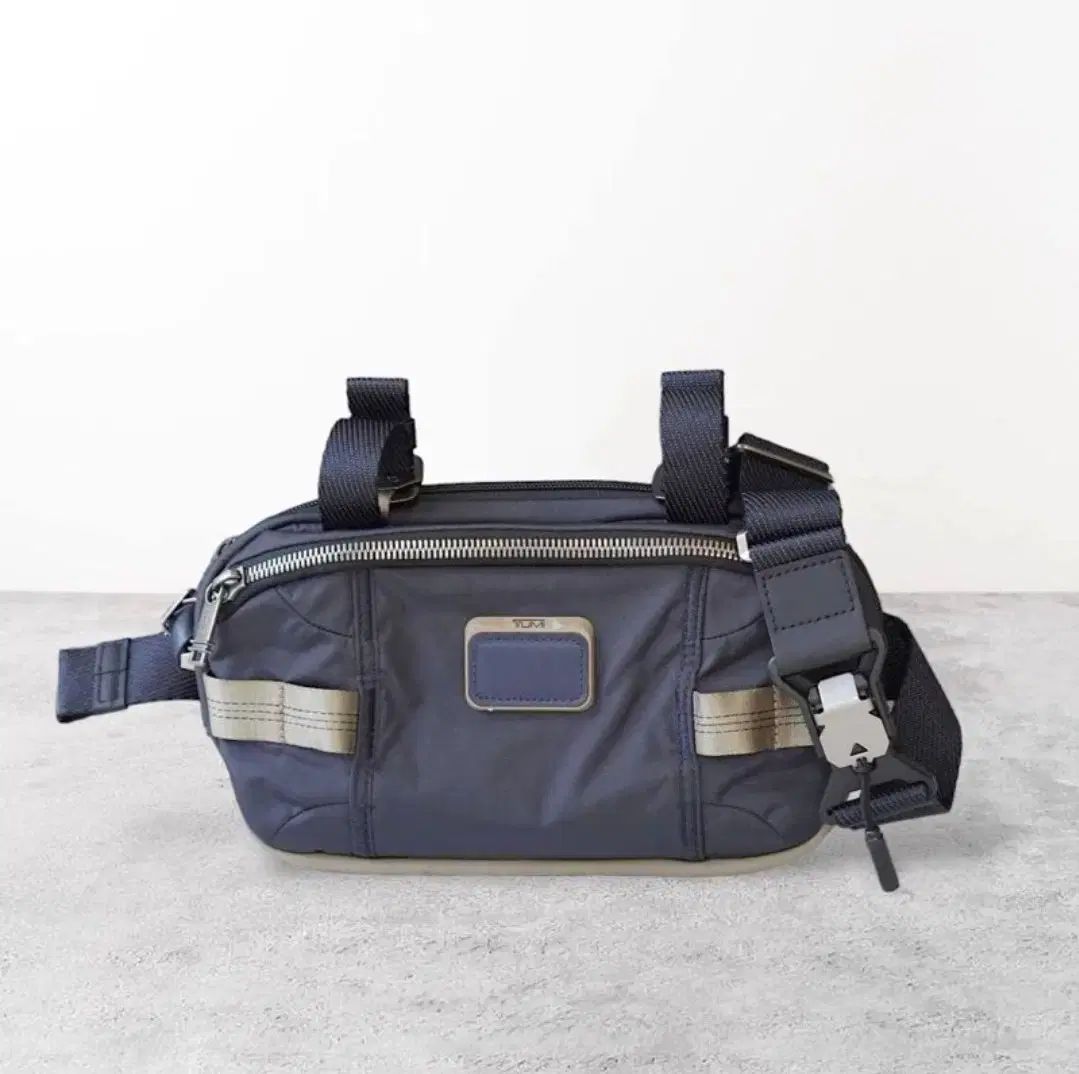 Tumi(トゥミ) スリングバッグ Tumi(トゥミ) TUMI スリングバッグ ALPHA