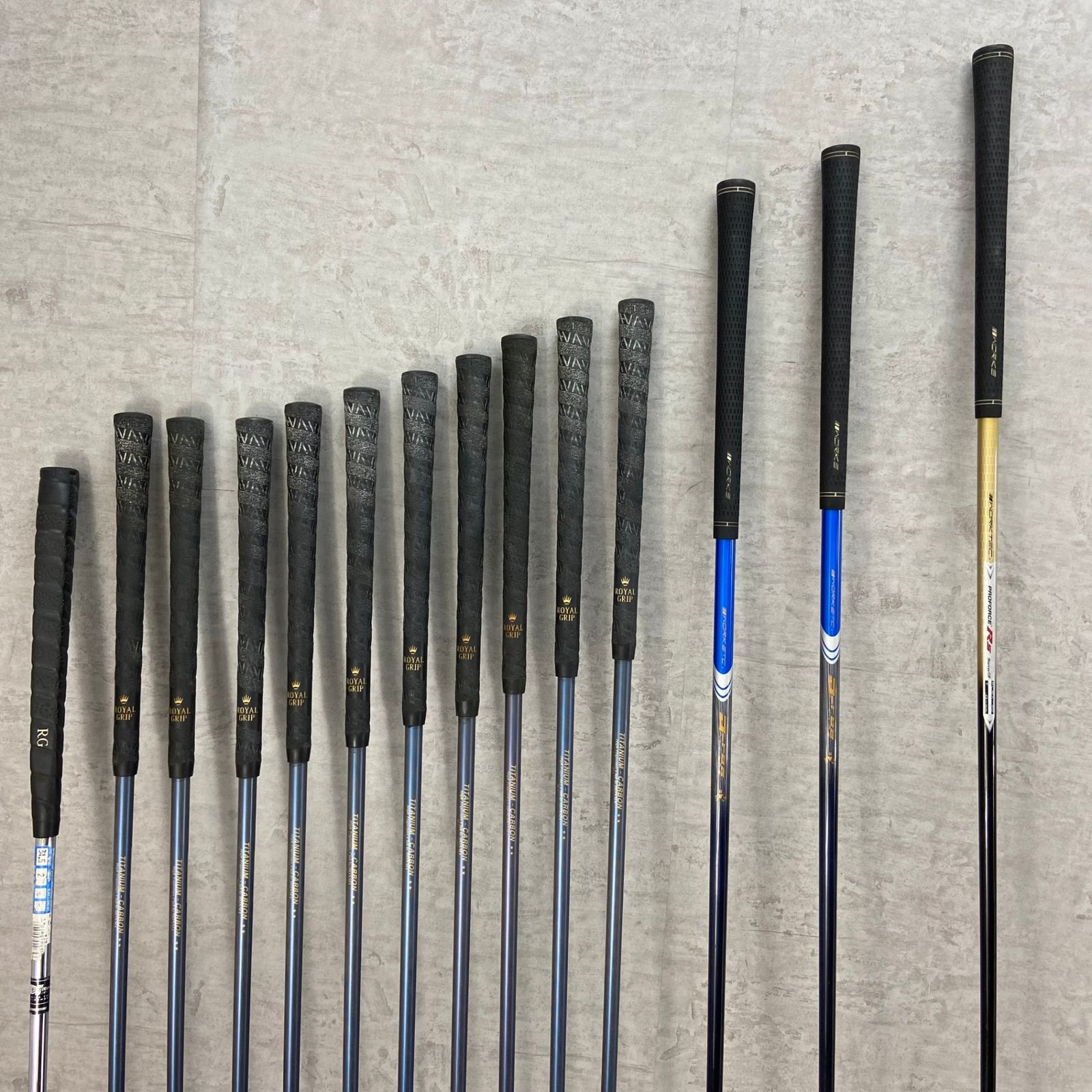 スリクソン イグニオ メンズゴルフ13本セット カーボン 右利き用