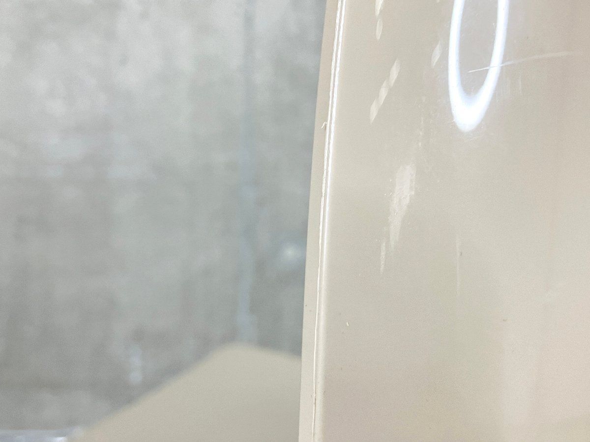 ARPER アルペール Catifa カティファ 46 スタッキングチェア ベージュ アクタス MARWIL-DEMENAGEMENTS_CH