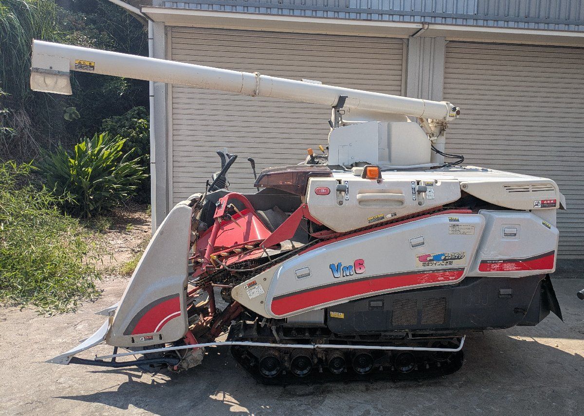 鹿児島発 三菱 2条刈り ディーゼルエンジンコンバインVM6 送料別