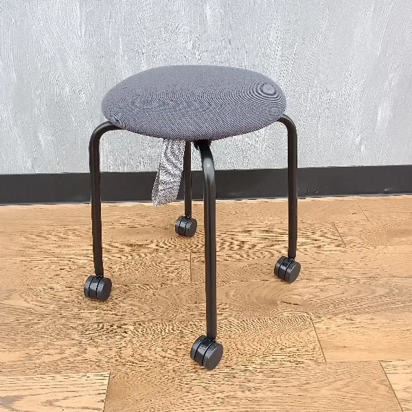 2025年最新】OKAMURA スツールの人気アイテム - メルカリ