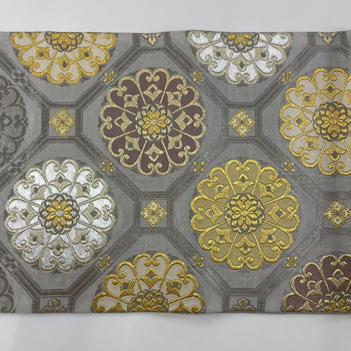 袋帯 美品 秀品 関西仕立て 華文 蜀江文 金銀糸 灰色 お太鼓柄 正絹 