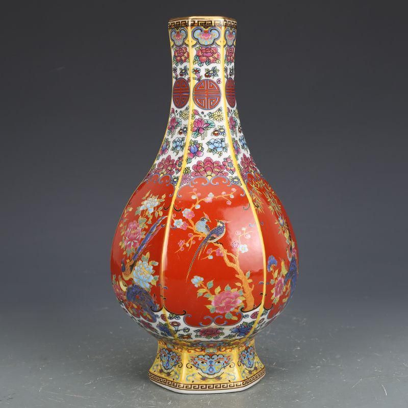 エナメル色磁器花鳥瓶  景徳鎮 陶磁器 装飾品 現代工芸品 美術品 置物 エナメル色磁器花鳥瓶 景徳鎮 陶磁器 装飾品 現代工芸品 美術品