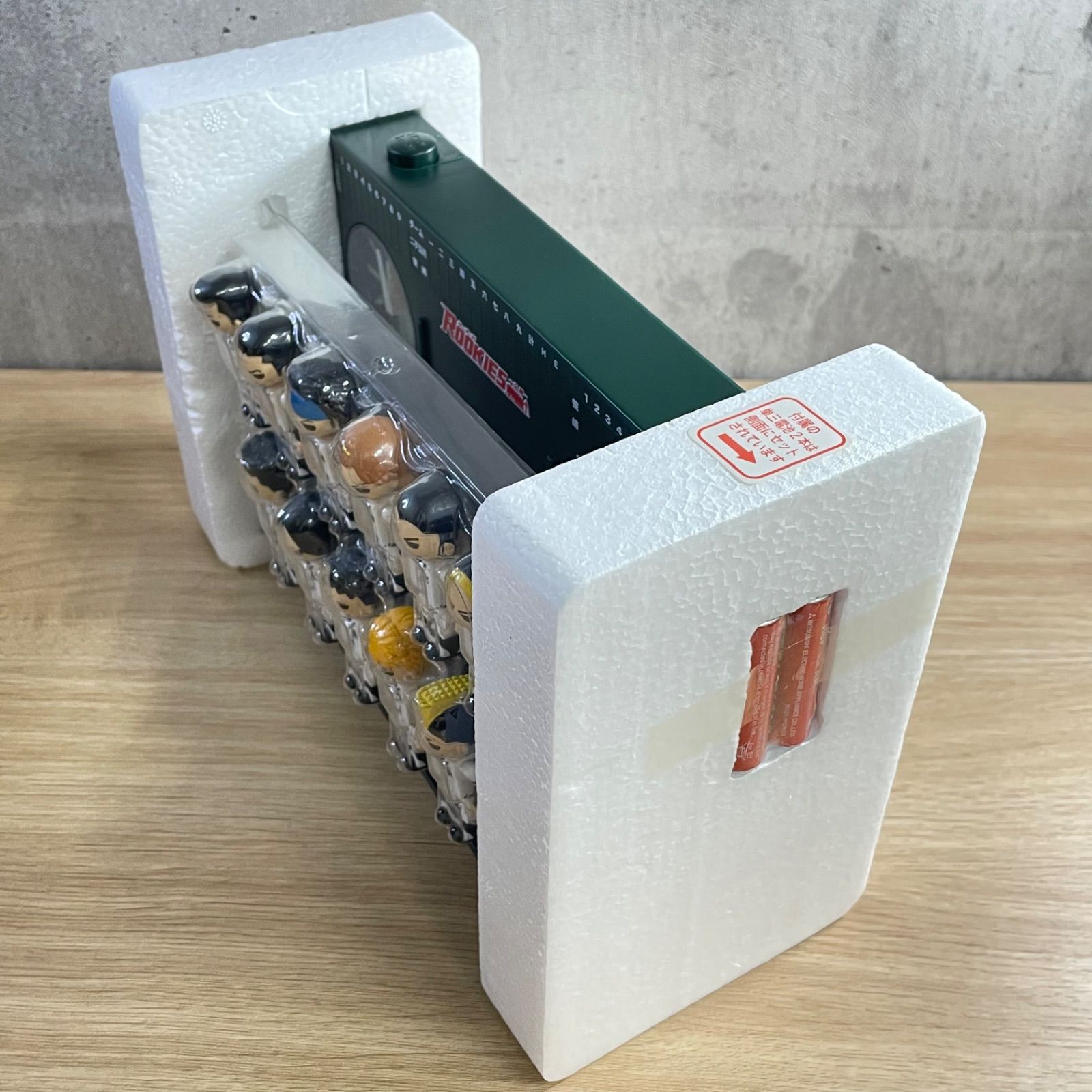 ROOKIES スタジアム目覚まし時計 Amazon.co.jp: ノーブランド品セブンイレブン限定ルーキーズ