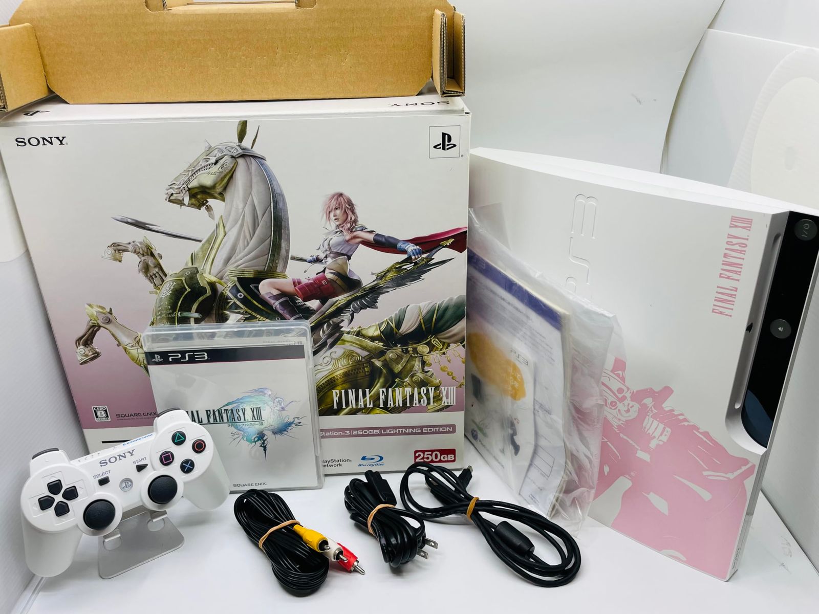 PlayStation 3 (250GB) FINAL FANTASY XIII LIGHTNING EDITION (CEJH-10008)  【メーカー生産終了】(中古品) - メルカリ