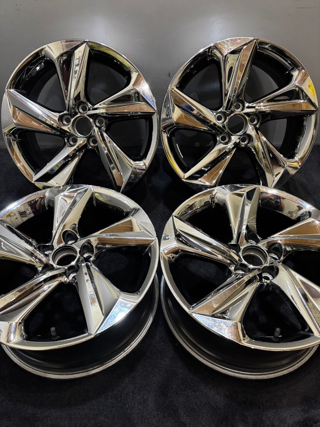 トヨタ 220 クラウン RS 前期 純正 スパッタリング 18インチ 8J 45 114.3 5H アルミホイール 4本 1-K351