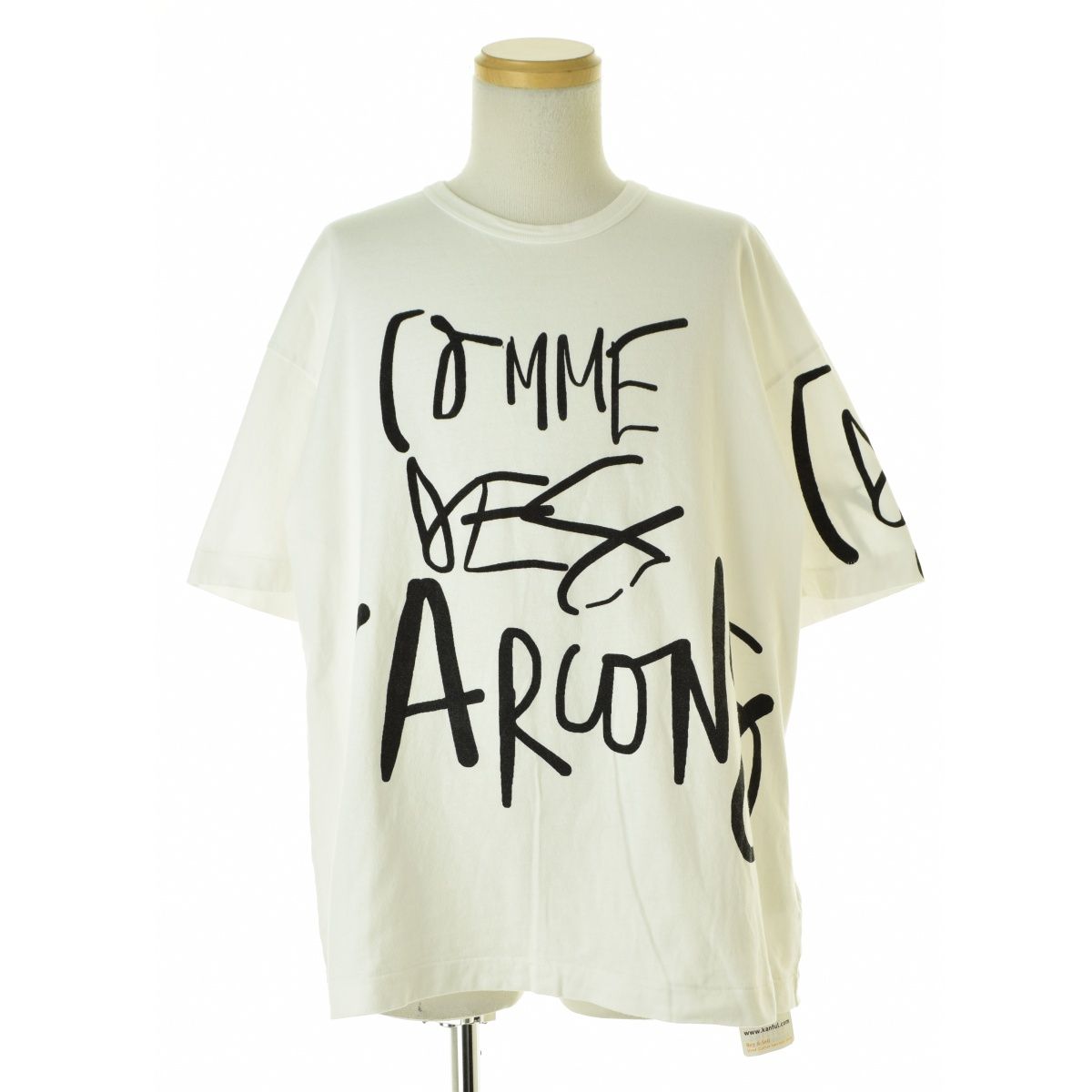 COMMEdesGARCONS】AD2023 OK-T104 青山店限定 ロゴ Artwork by Lea