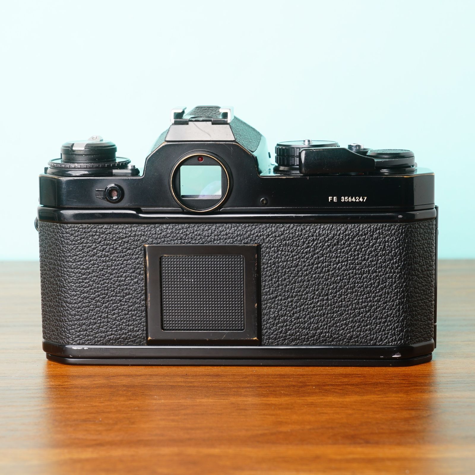 [美品] 完動品◎ニコン FE ブラック フィルムカメラ 防湿庫管理 #86 美品] 完動品◎ニコン FE ブラック フィルムカメラ 防湿庫管理 #86 美