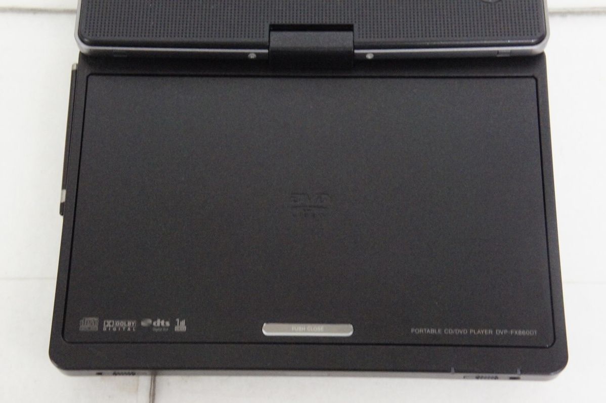 中古】SONYソニー 8V型 ポータブルDVDプレーヤー DVP-FX860DT - メルカリ