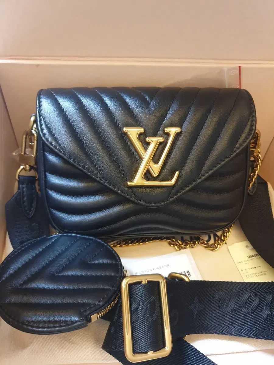 Louis Vuitton ルイヴィトン ニューウェーブ