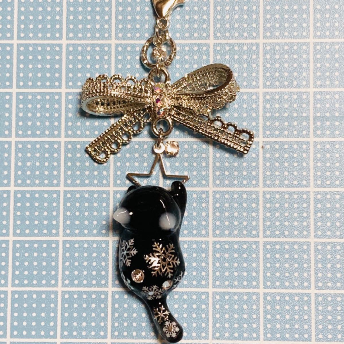 じゃれねこチャン チャーム 雪ねこ専用商品K-8686 じゃれ猫チャーム(雪