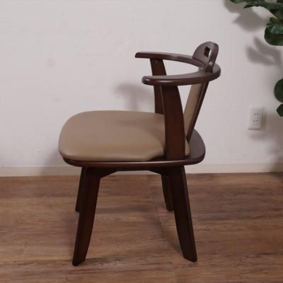 ダークブラウン