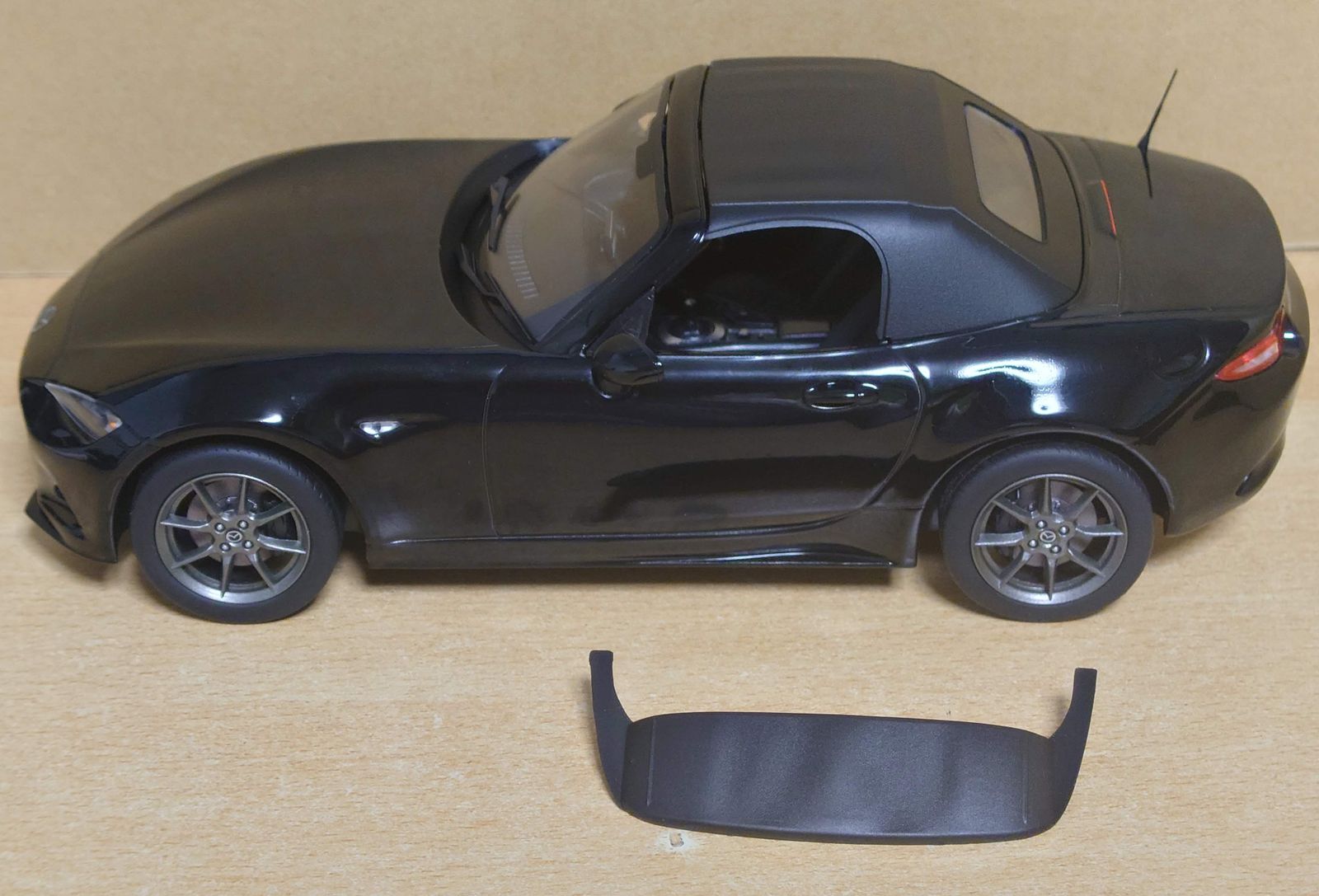 1/18マツダニューロードスター ブラック MAZDA NEW ROADSTAR - メルカリ