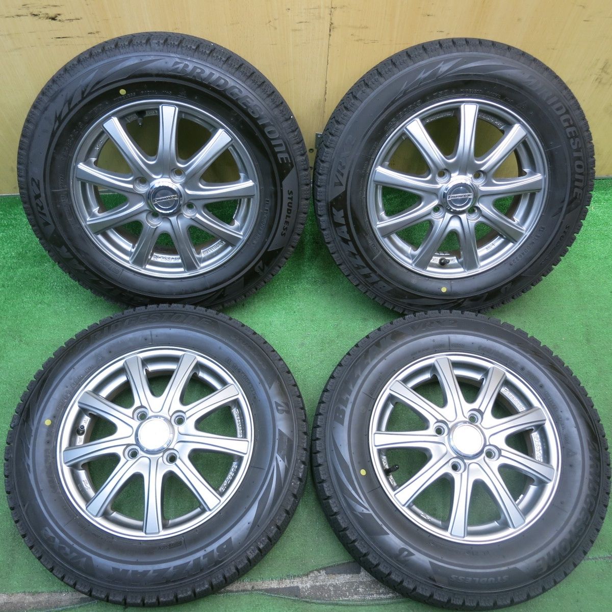 バリ溝！22年！キレイ！9.5分スタッドレス 145/80R13 ブリヂストン 