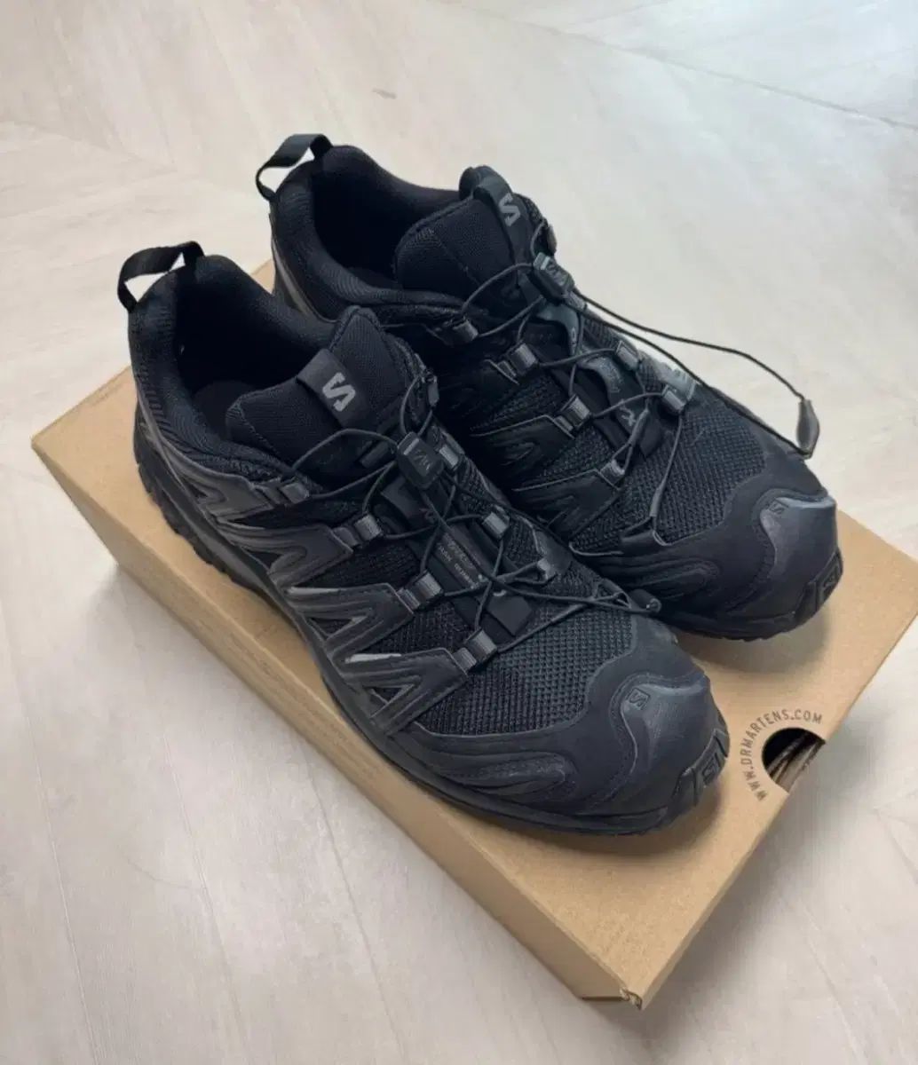 SALOMON サロモン XA PRO 3D 黒 マグネット