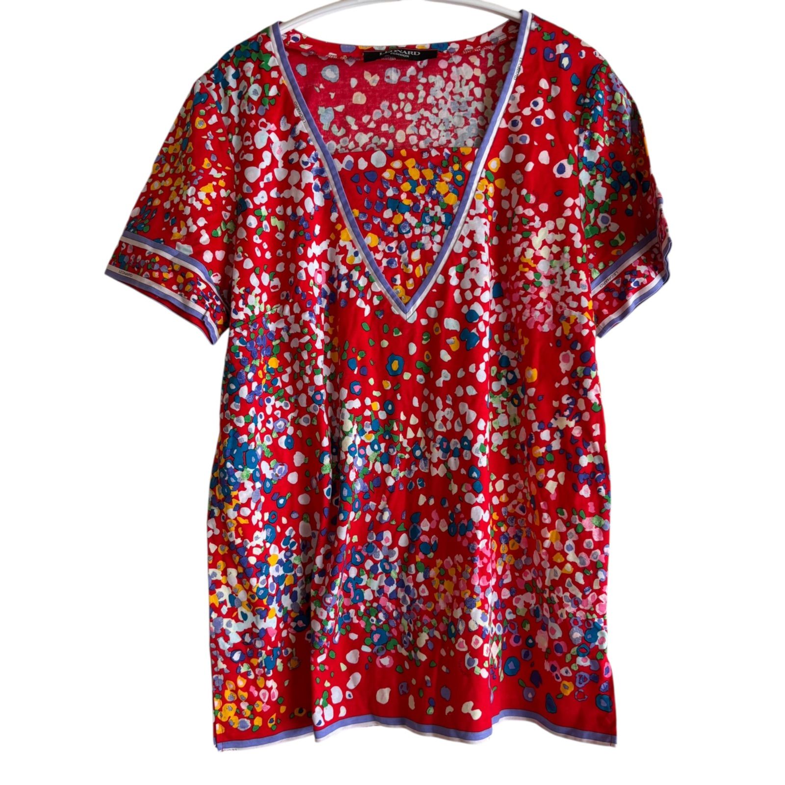 レオナールVネック花柄Tシャツ レオナール L 花柄 Vネック Tシャツ