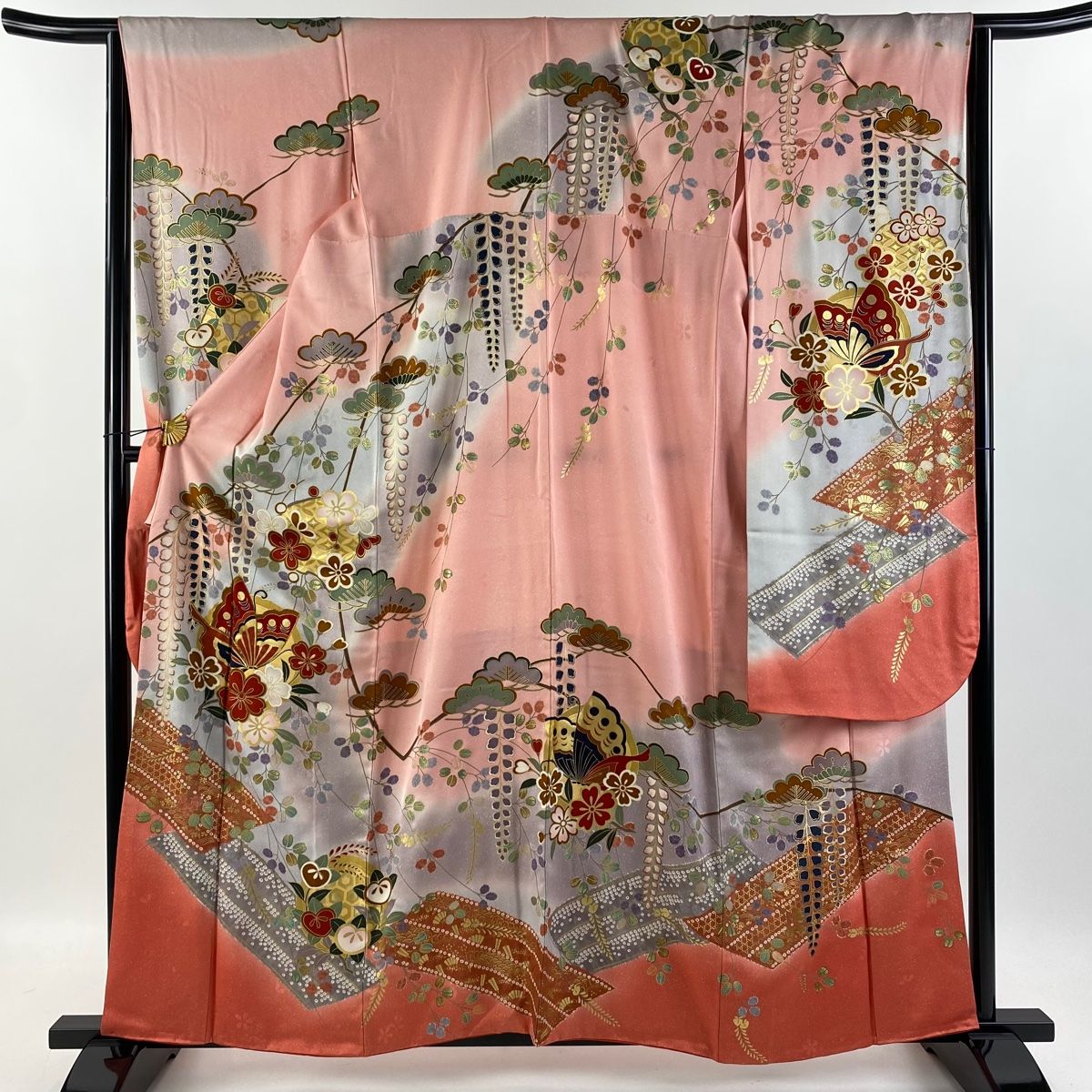 【美品】ロング振袖　松竹梅・蝶模様　茶紫×黒　金彩友禅　身丈165cm 振袖 身丈161cm 裄丈67.5cm L 袷 蝶 桜 箔 金彩 黒 正絹 逸品