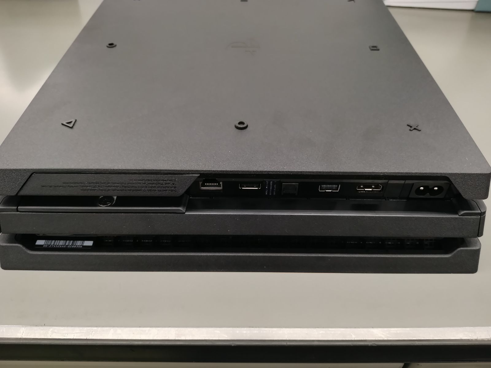 ⚫︎PS4 CUH-7200B ジャンク品⚫︎ Yahoo!オークション -「cuh-7200b」の落札相場・落札価格
