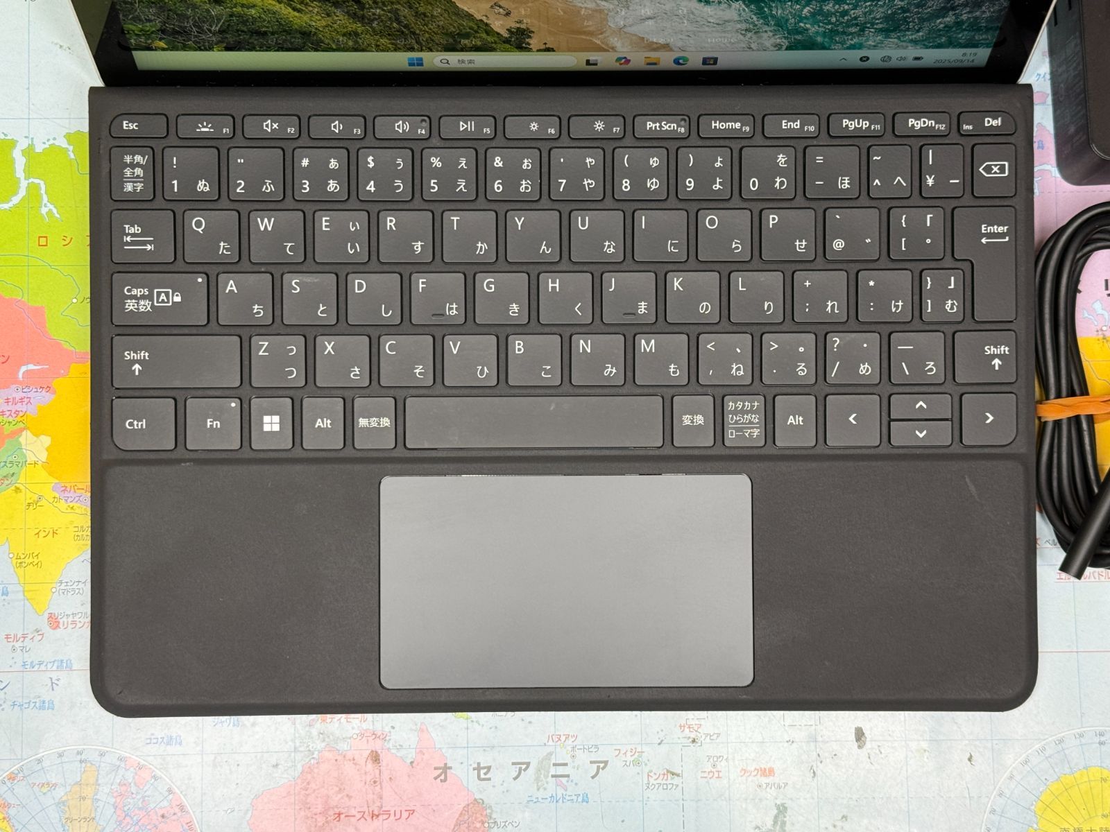 JC0636 極美品 Surface Go 2 10.5型 Office2024 キーボード コンパクト