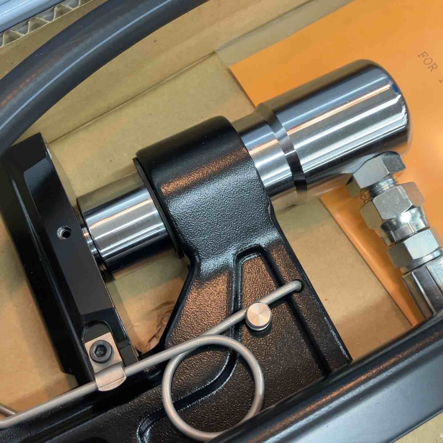  亀倉精機 手動油圧式パイプ断水機 SS-30 バネペンチセット DIYペンチ その他 ペンチ プライヤー