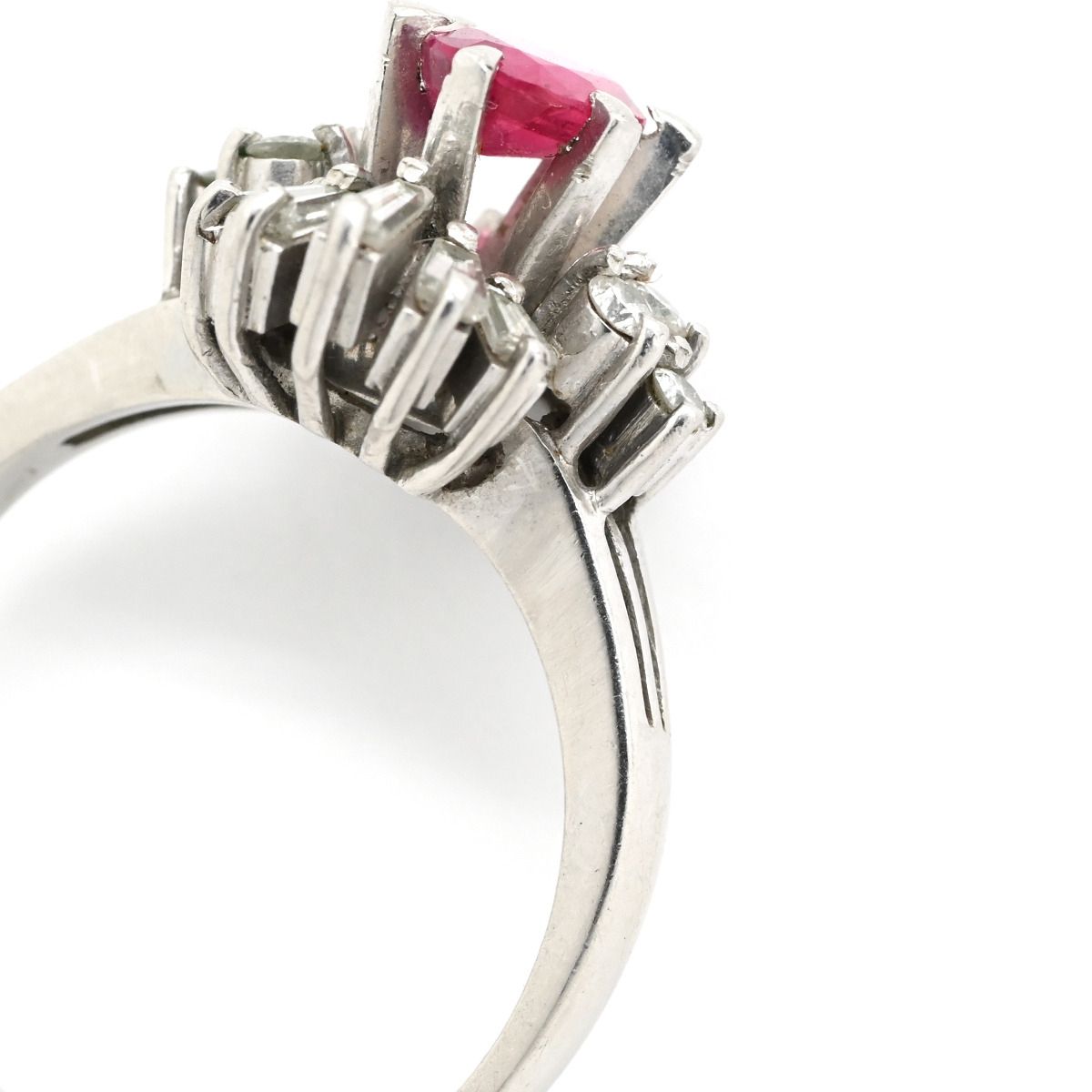 ルビー ダイヤリング