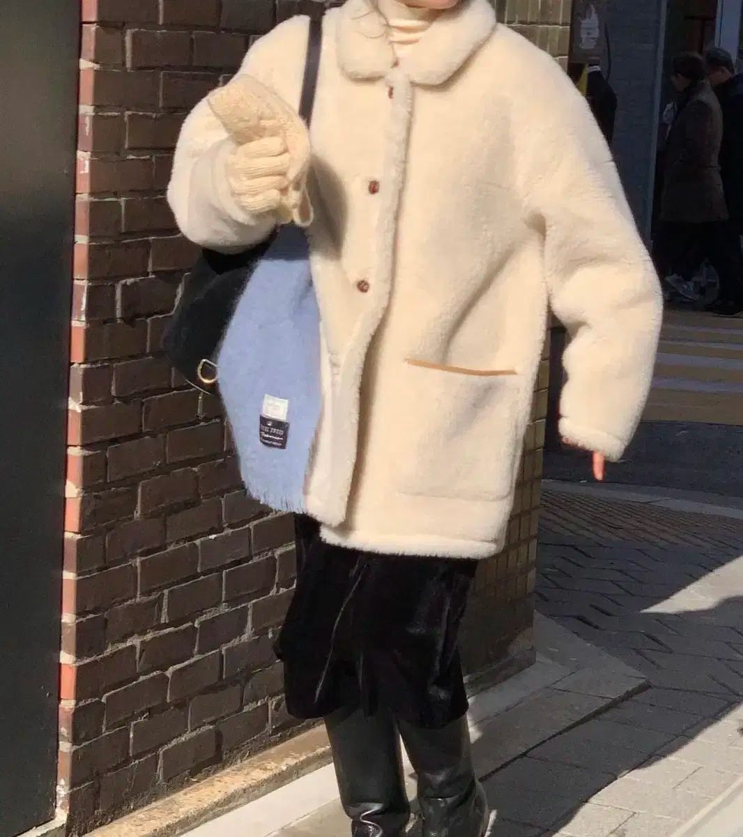 modestmood ボストン ムートン