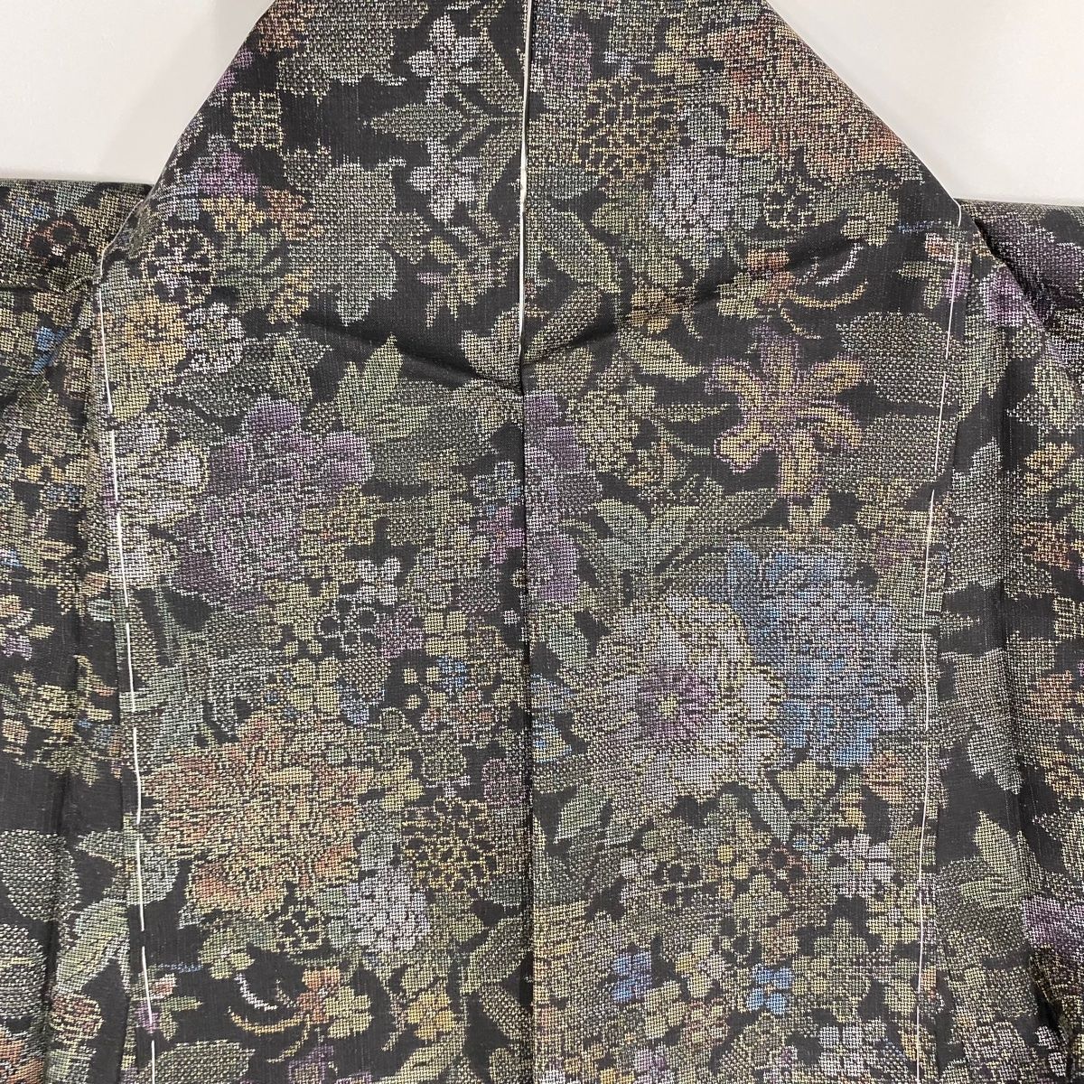 紬 身丈157cm 裄丈62cm S 袷 草花 黒 正絹 名品