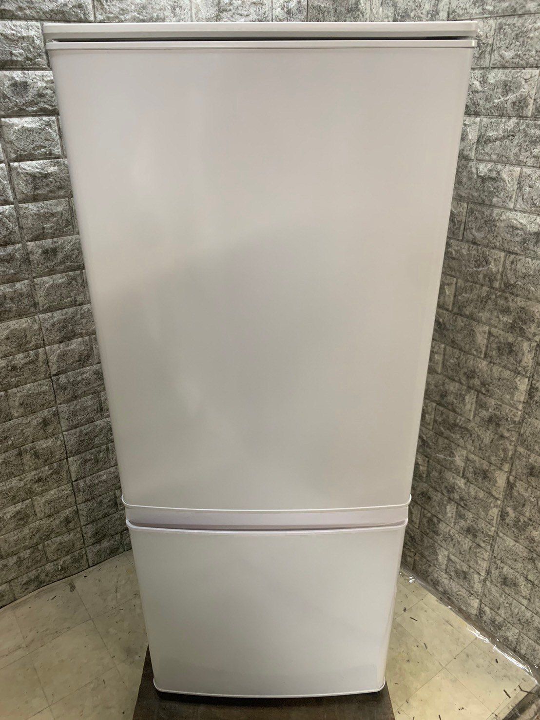 大阪送料無料☆3か月保障付き☆冷蔵庫☆2022年☆三菱☆MR-P15E2H-W☆R  