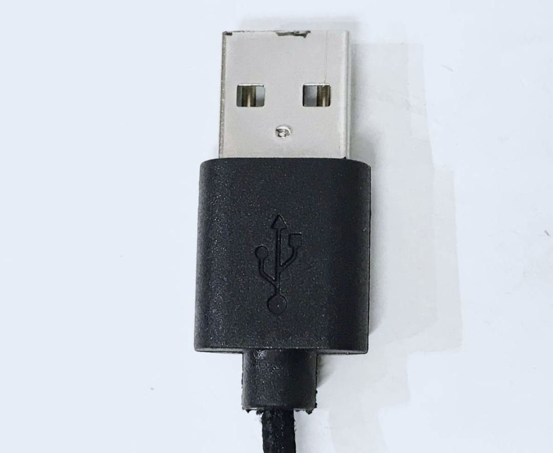 美品 フェラガモ USB ワイヤレスチャージャー レザー ブラック 非売品 Salvatore Ferragamo｜サルヴァトーレフェラガモ USB