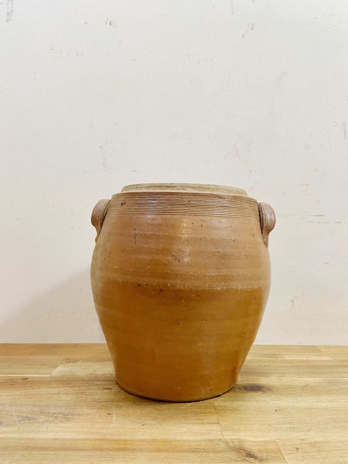 レア ヴィンテージWong Lee 1895 天使の模様の花瓶/植木鉢 貫入入り