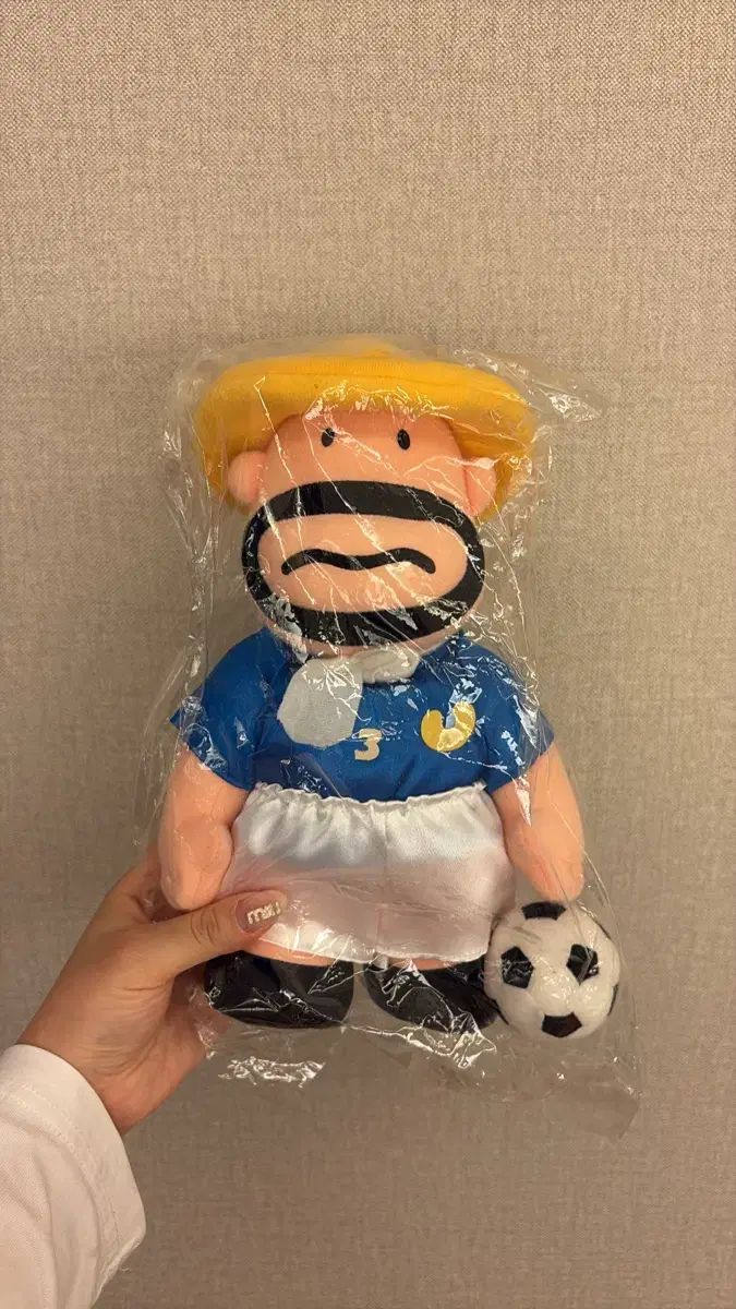 カールおじさん　サンタ　ジャンボぬいぐるみ　非売品 非売品カールおじさんサンタジャンボ - メルカリ