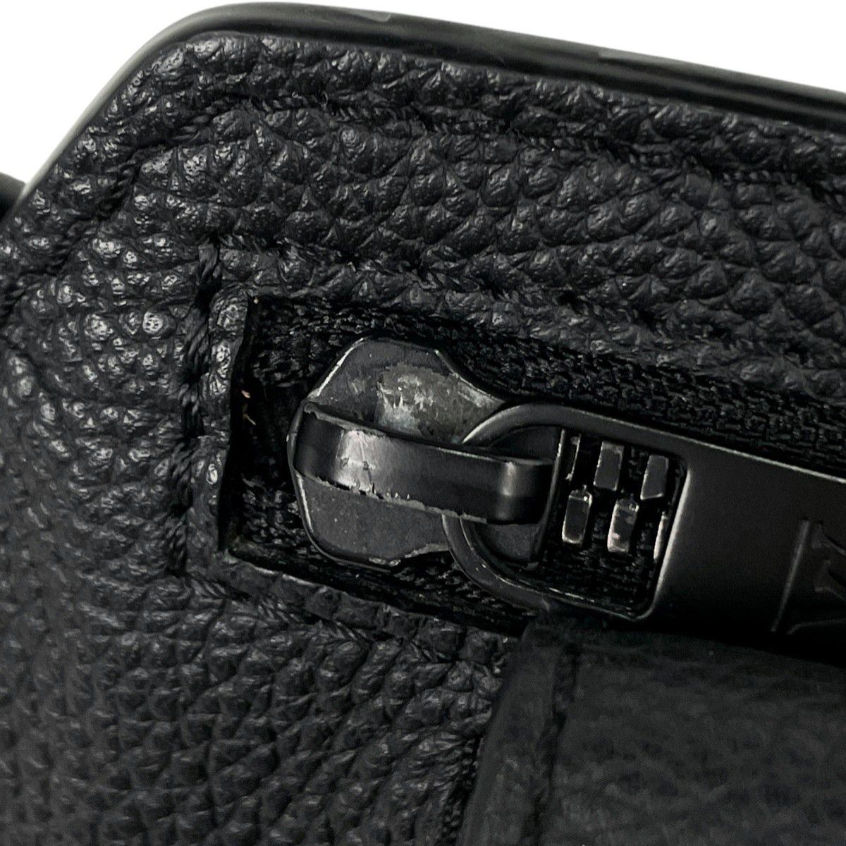 ルイヴィトン M57081 LVアエログラム テイクオフスリングショルダーバッグ コメ兵｜ルイヴィトン LVアエログラム テイクオフ スリング