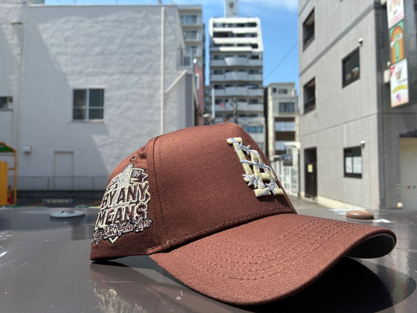 KEEP OUT FAKE LOVE World Famous LA Snapback Chocolate ¥9900 送料¥750
