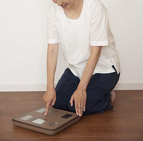 ブラウン