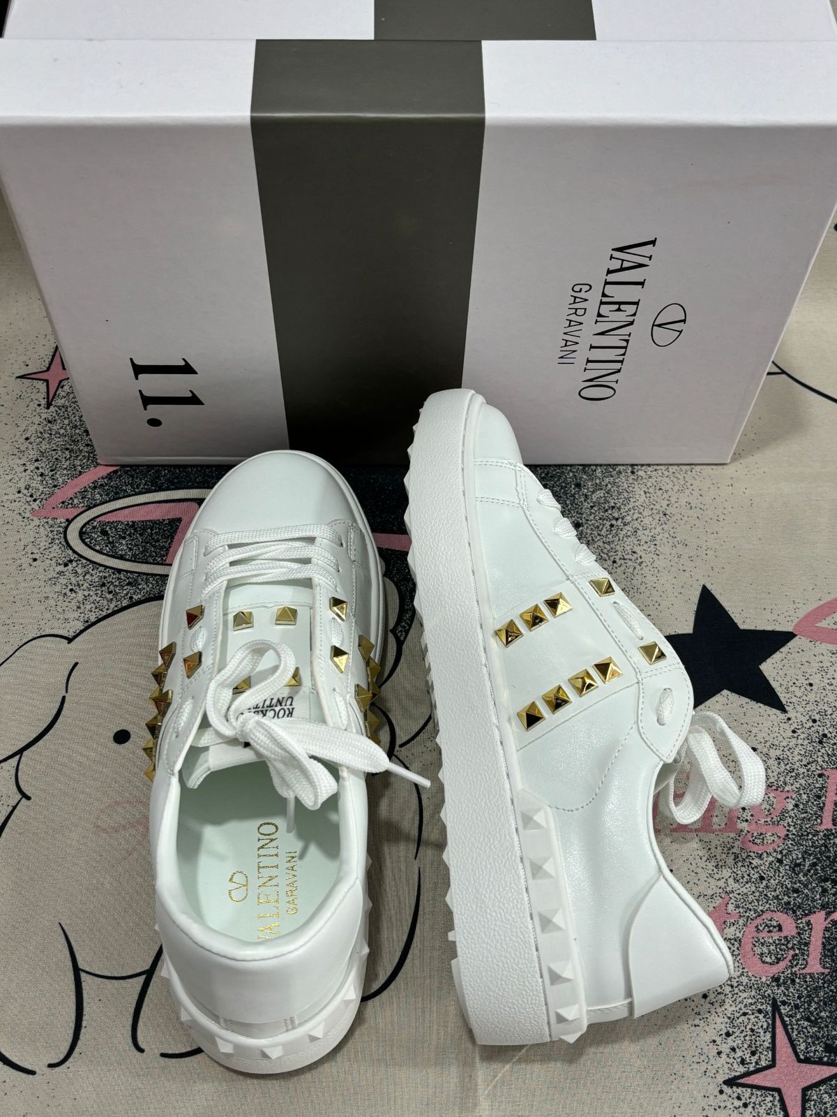 VALENTINO ロックス タッズアンタイトルド スニーカー  ヴァレンティノ