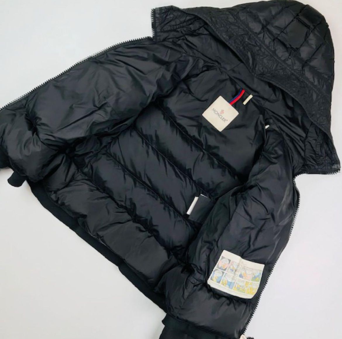 『極美品』MONCLER NESEA ワッペン フード付 ダウンジャケット 0 美品☆MONCLER・モンクレール NESEA レディース ブランドアイコン
