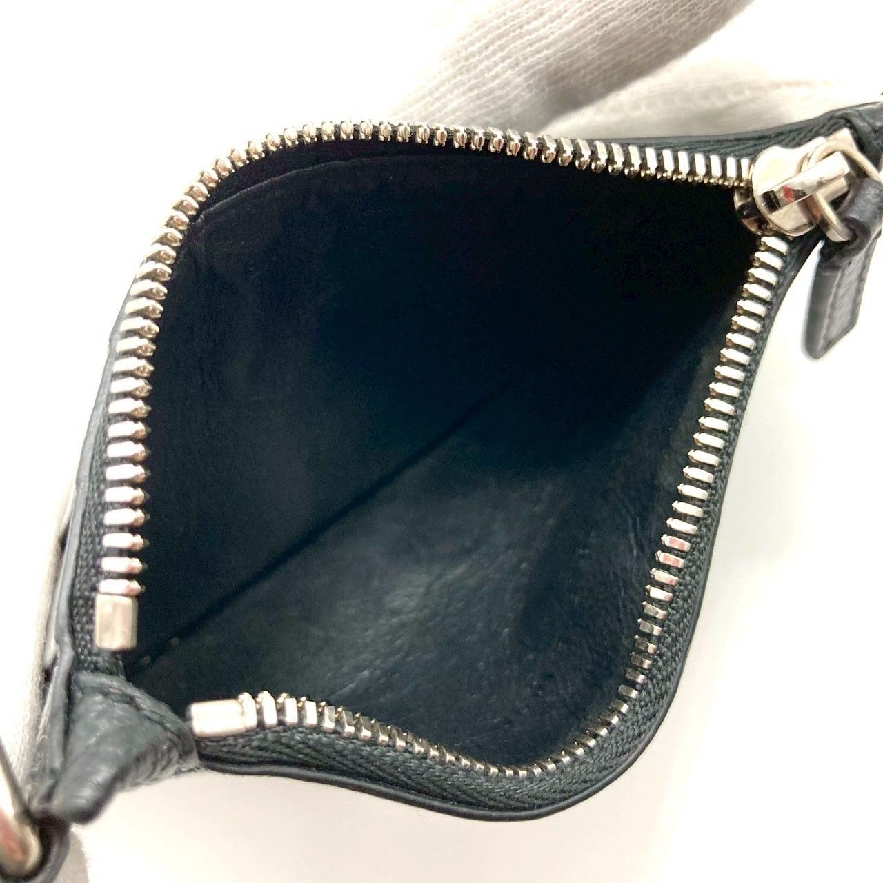 小銭入れ レザー