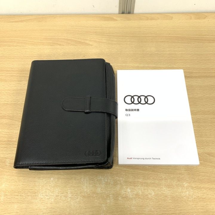 01)【同梱不可】アウディ Q3 取扱説明書/2021年2月発行/Audi/車