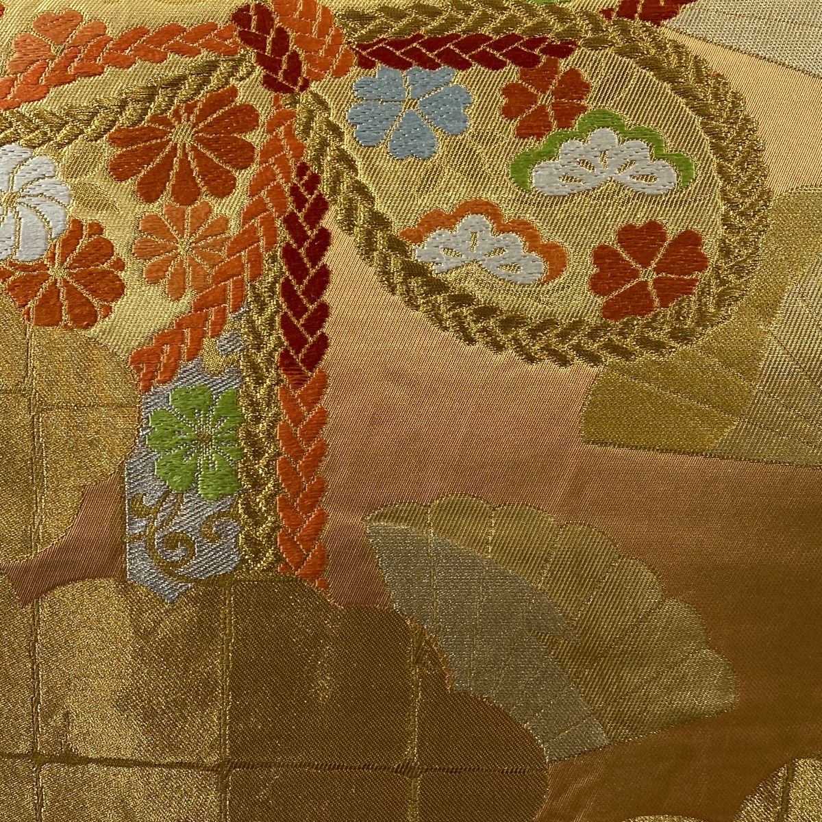 ⚠️1/4値下げ⚠️川島織物 刺繍 額縁 袋帯 秀品 川島織物 落款 蝶 花 刺繍 金銀糸 薄オレンジ 六通